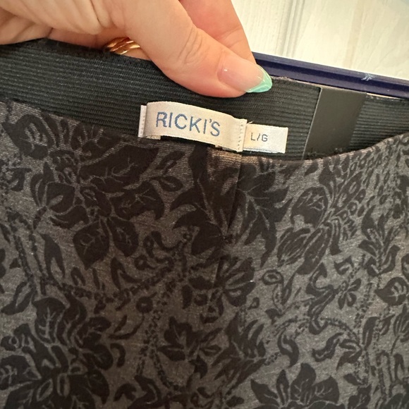 NWT grey/black damask pattern tailored pants - Picture 2 of 3